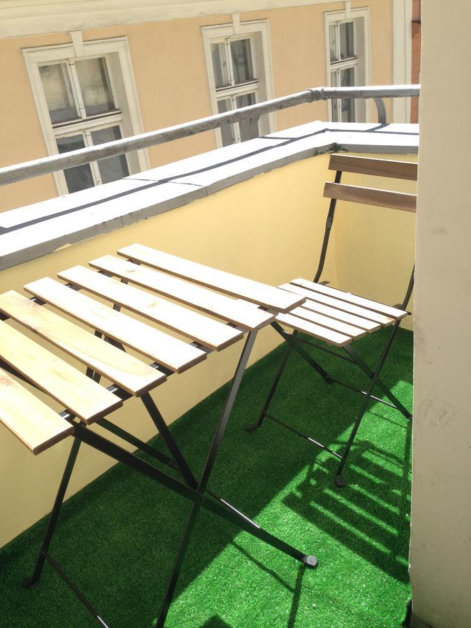 Frolic Goats Hostel Poznań Extérieur photo