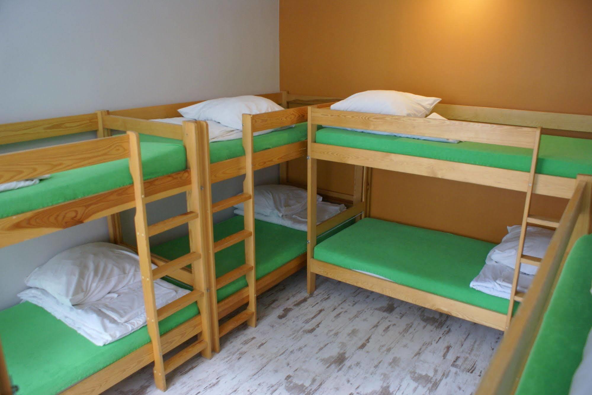 Frolic Goats Hostel Poznań Extérieur photo