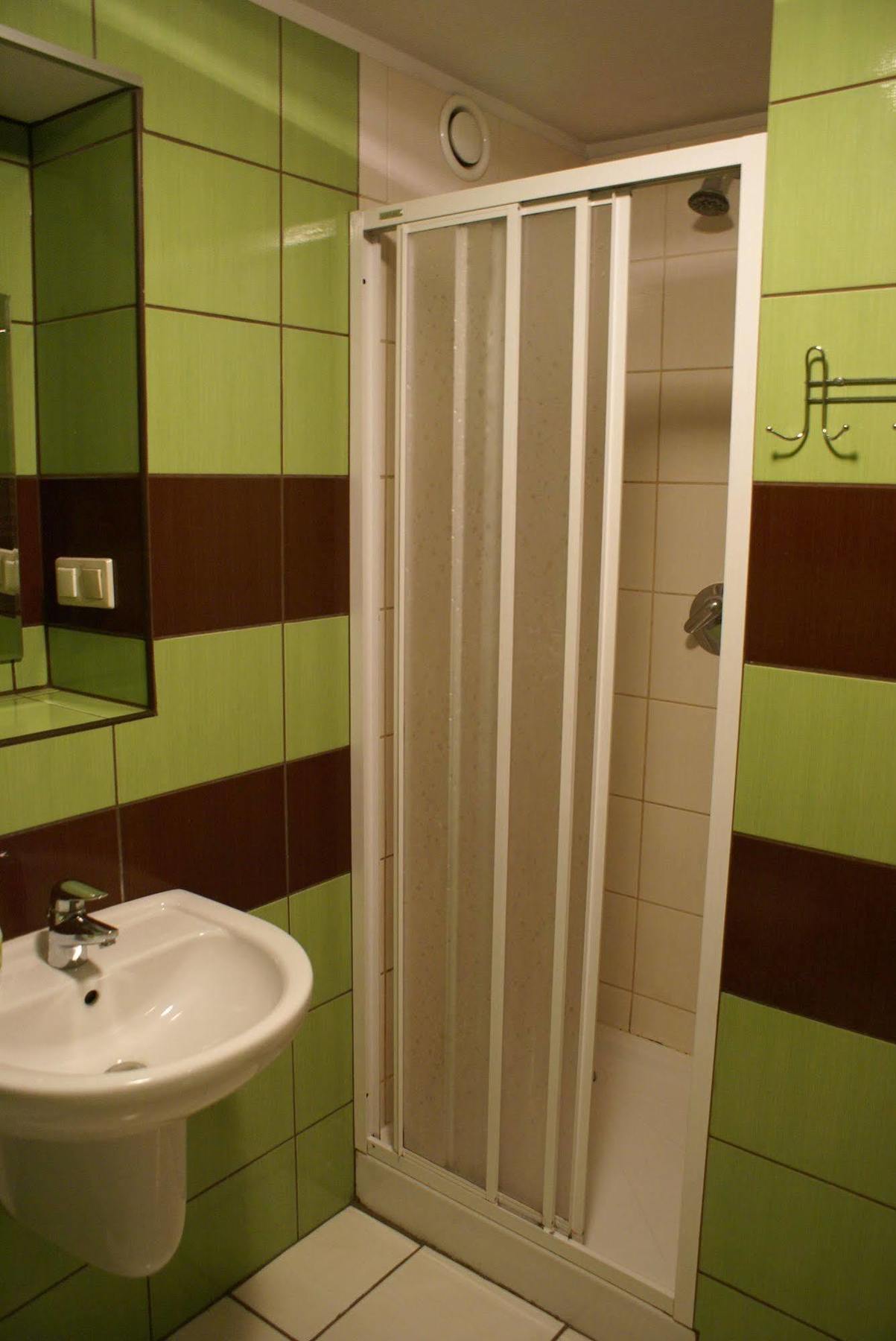 Frolic Goats Hostel Poznań Extérieur photo