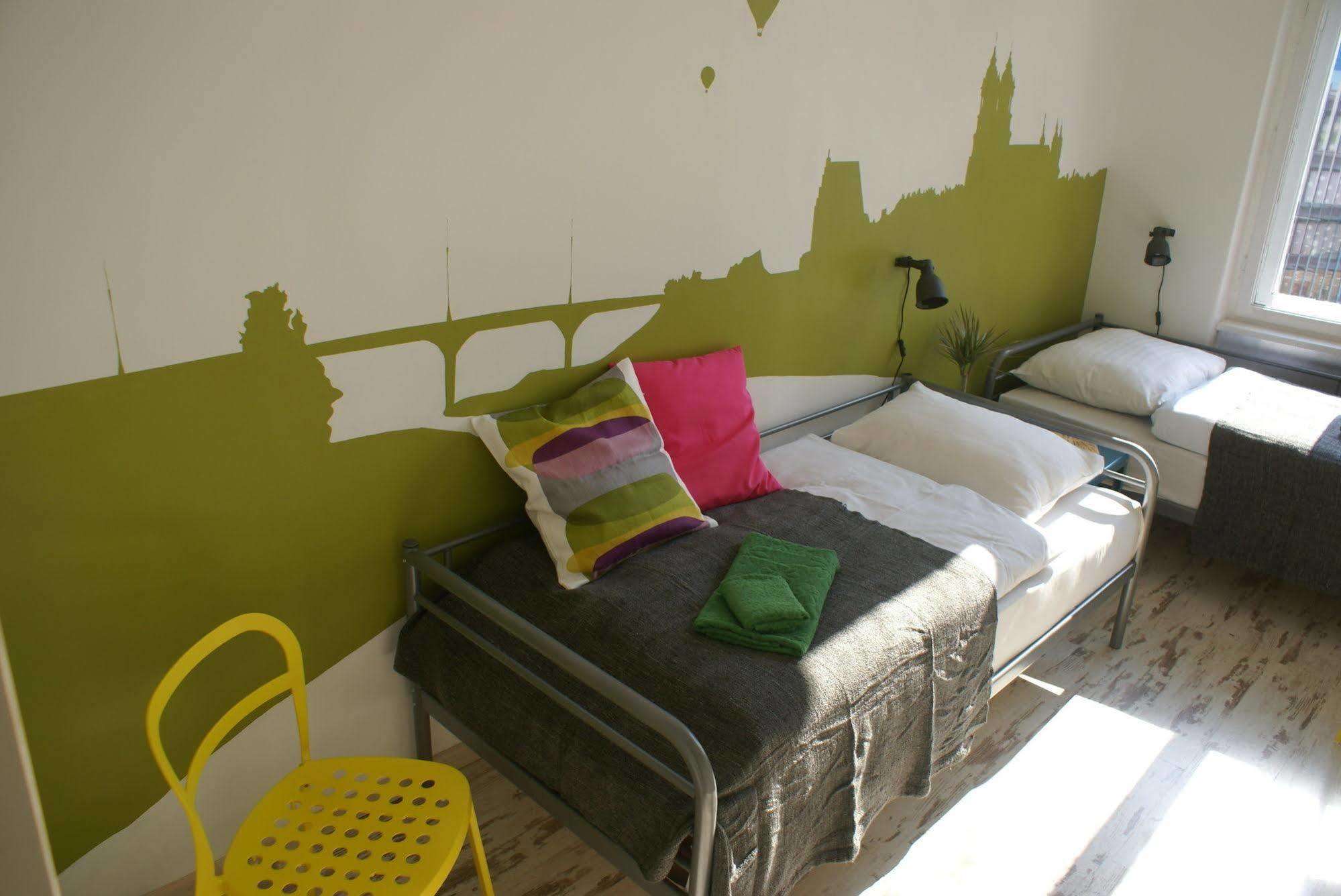Frolic Goats Hostel Poznań Extérieur photo